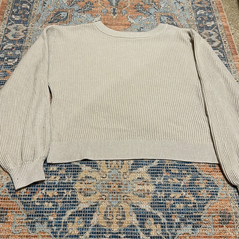 Lululemon Reversible Crossover Sweater Women’s Size 4 Bone Color